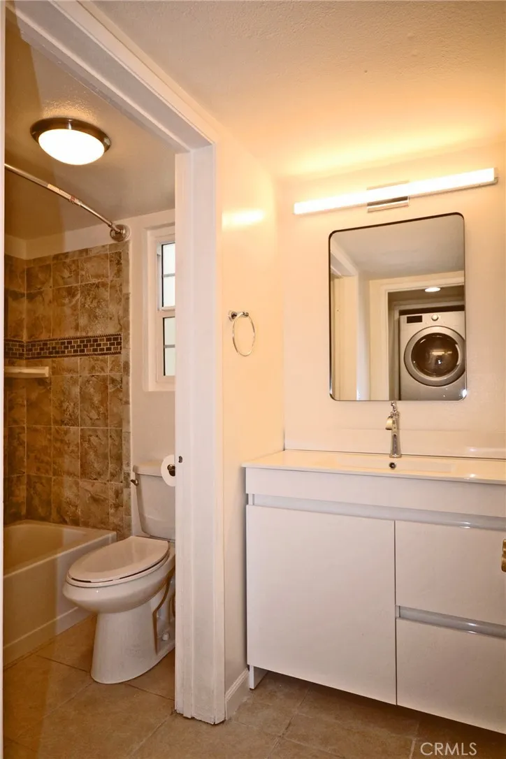 25602 Belle Porte Avenue 103, Harbor City, California 90710 home-pic-7